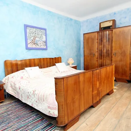 Family Friendly House With A Swimming Pool Valtura, - 7324 Vikendica *