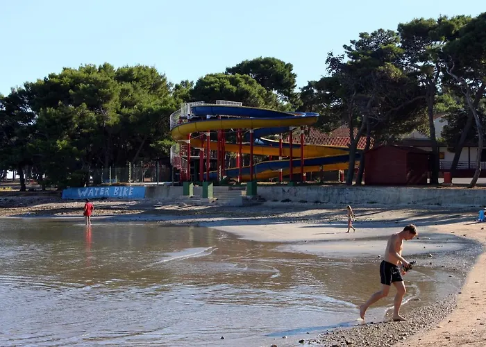 Family Friendly House With A Swimming Pool Valtura, - 7324 Vakantiehuis Pula